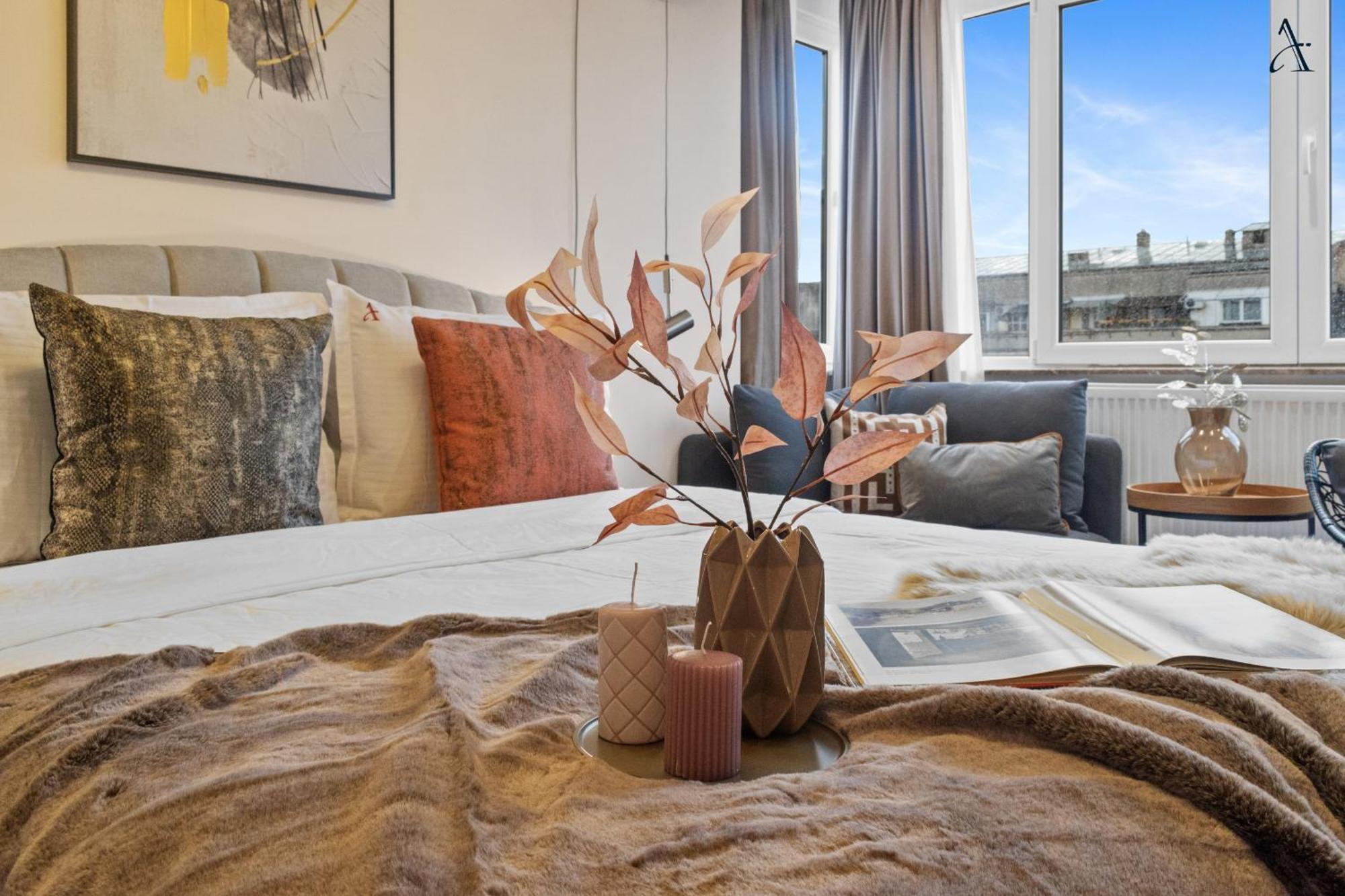 Rentforcomfort Penthouse Romana Boekarest Buitenkant foto