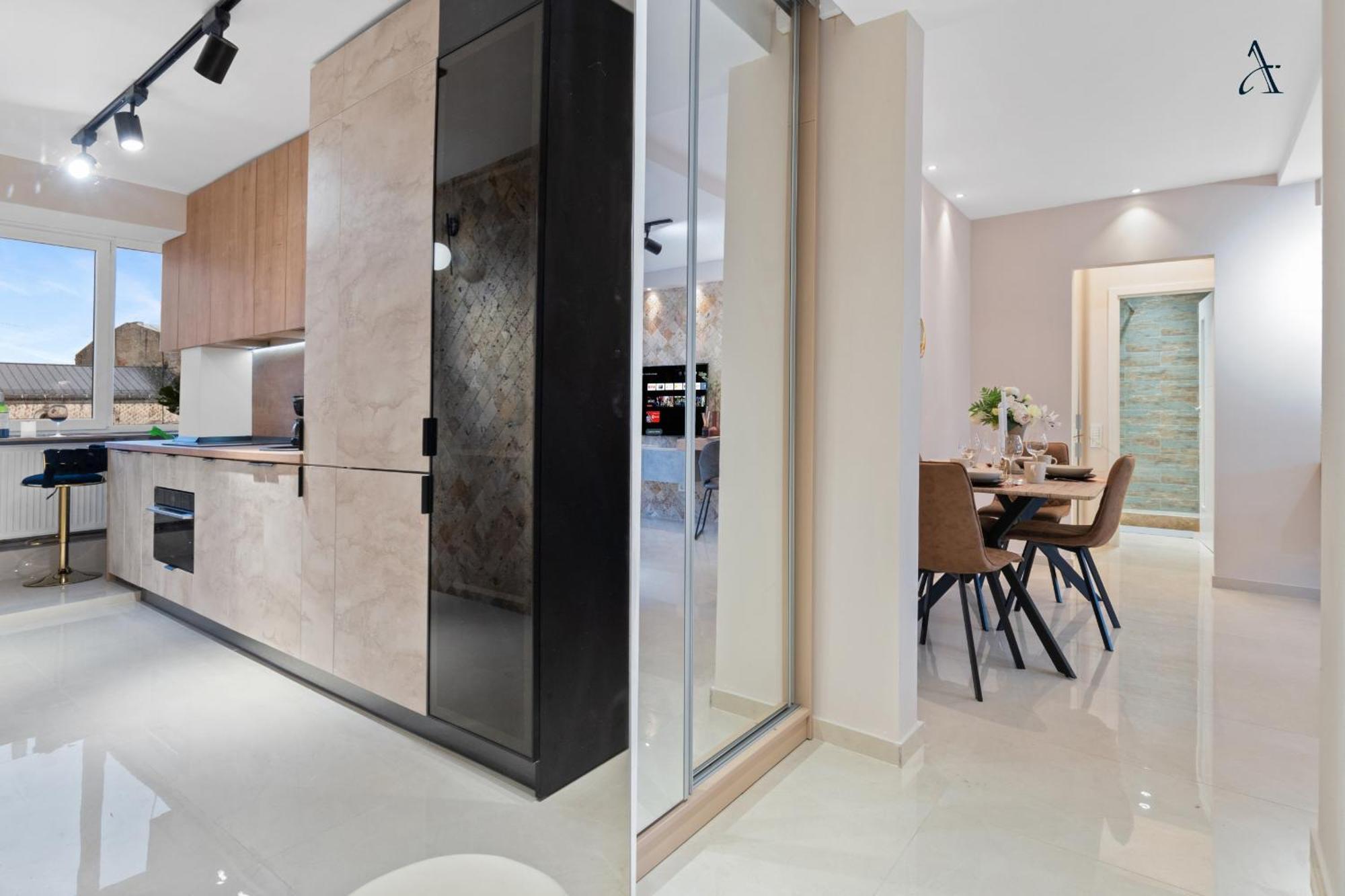 Rentforcomfort Penthouse Romana Boekarest Buitenkant foto